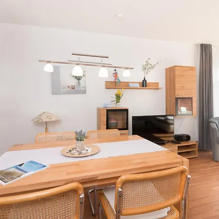 W6 - Gaestehaus Christian-westphal-str 60 - Feriendomizil Hollich Apartmán Grömitz